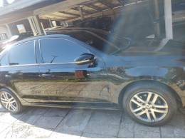 VOLKSWAGEN - JETTA - 2017/2017 - Preta - R$ 96.000,00