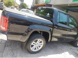 VOLKSWAGEN - AMAROK - 2015/2016 - Preta - R$ 150.000,00