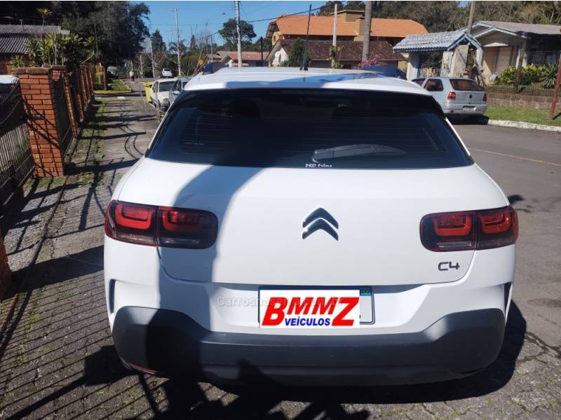 CITROËN - C4 CACTUS - 2021/2022 - Branca - R$ 96.000,00