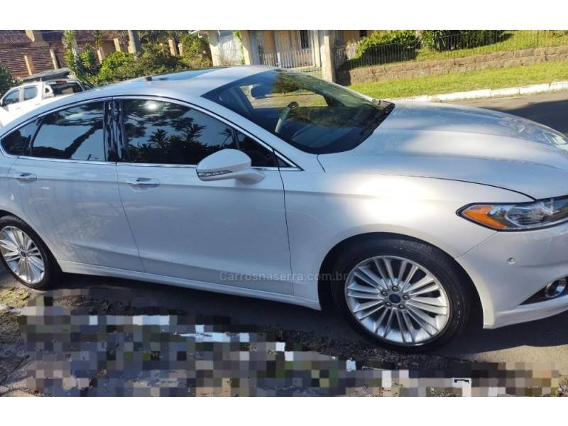 FORD - FUSION - 2013/2013 - Branca - R$ 76.000,00