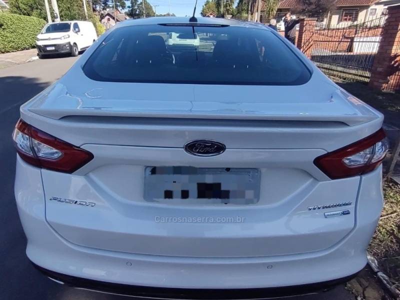 FORD - FUSION - 2013/2013 - Branca - R$ 76.000,00