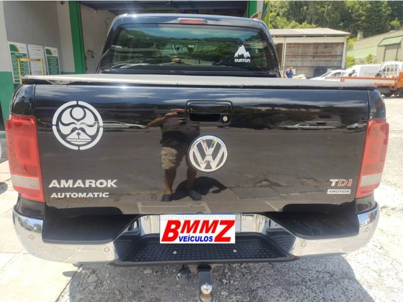 VOLKSWAGEN - AMAROK - 2015/2016 - Preta - R$ 150.000,00