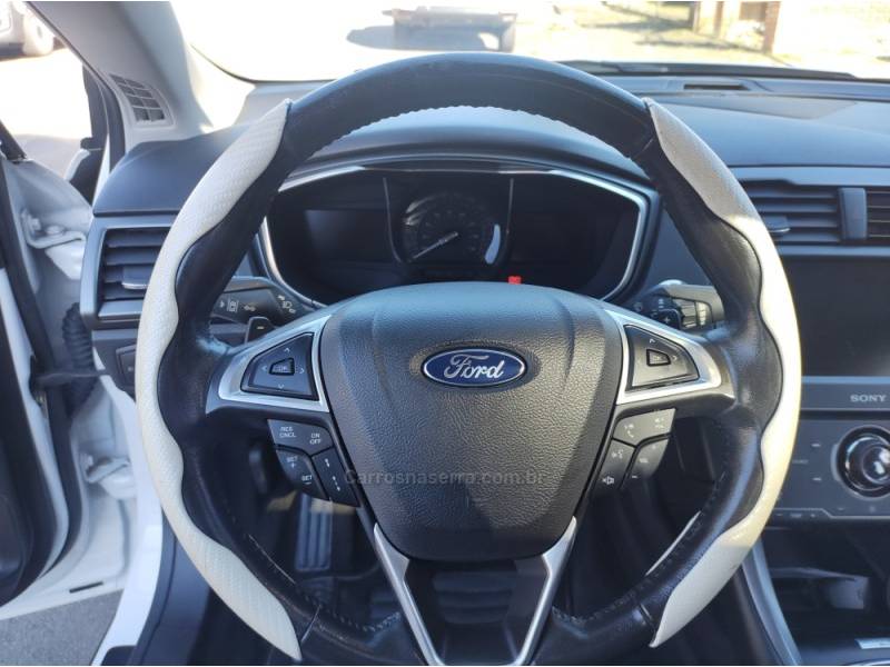 FORD - FUSION - 2013/2013 - Branca - R$ 76.000,00