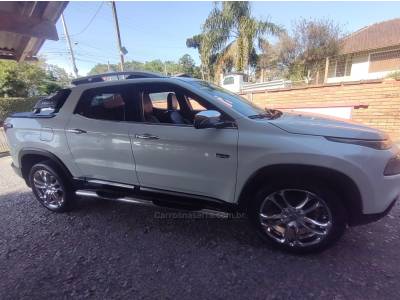 FIAT - TORO - 2021/2021 - Branca - R$ 134.900,00