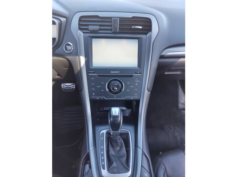 FORD - FUSION - 2013/2013 - Branca - R$ 76.000,00