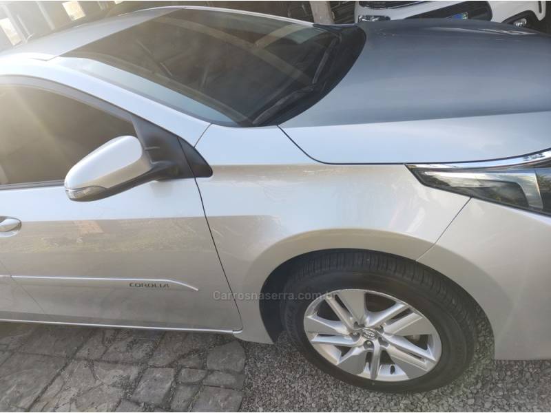 TOYOTA - COROLLA - 2017/2017 - Prata - R$ 89.000,00