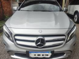 MERCEDES-BENZ - GLA 200 - 2015/2015 - Prata - R$ 112.000,00