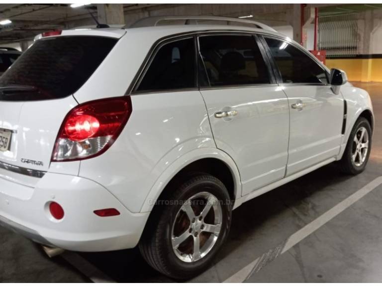 CHEVROLET - CAPTIVA - 2012/2012 - Branca - R$ 49.900,00