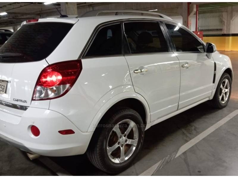 CHEVROLET - CAPTIVA - 2012/2012 - Branca - R$ 49.900,00