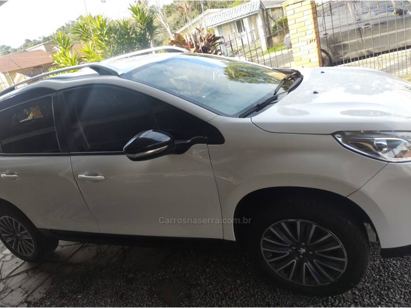 PEUGEOT - 2008 - 2018/2018 - Branca - R$ 75.000,00