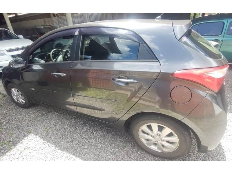 HYUNDAI - HB20 - 2015/2015 - Cinza - R$ 43.000,00