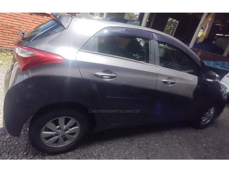 HYUNDAI - HB20 - 2015/2015 - Cinza - R$ 43.000,00