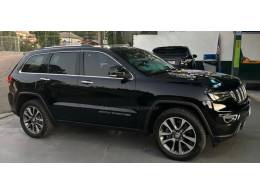 JEEP - GRAND CHEROKEE - 2018/2018 - Preta - R$ 165.000,00