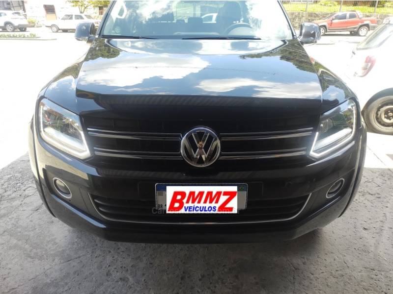 VOLKSWAGEN - AMAROK - 2015/2016 - Preta - R$ 150.000,00