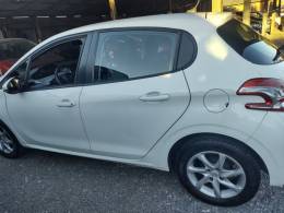 PEUGEOT - 208 - 2014/2014 - Branca - R$ 42.000,00