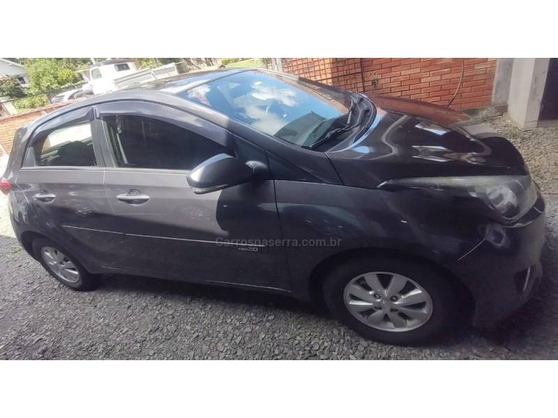 HYUNDAI - HB20 - 2015/2015 - Cinza - R$ 43.000,00