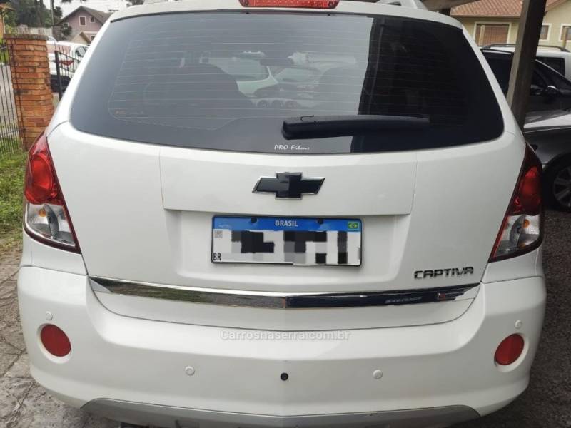 CHEVROLET - CAPTIVA - 2012/2012 - Branca - R$ 55.000,00