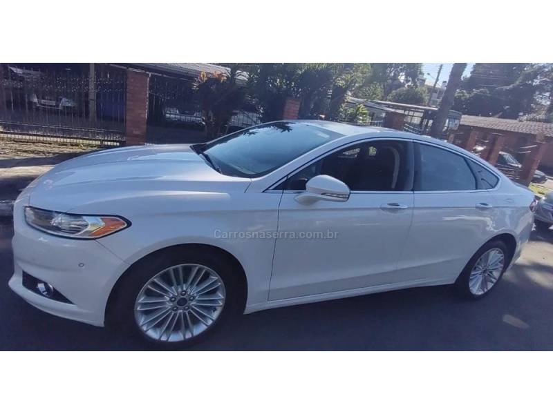 FORD - FUSION - 2013/2013 - Branca - R$ 76.000,00